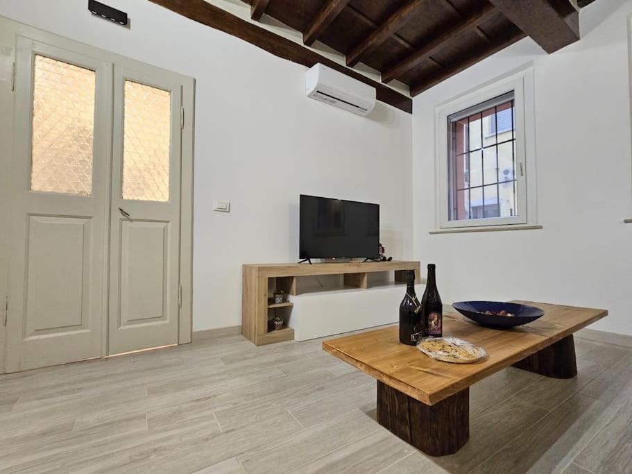 Il Rifugio Di Trip Apartman Mantova Kültér fotó
